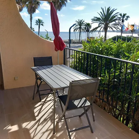 Marines De Cogolin, Neuf Face A La Plage, Climatisation, Wifi, Terrasse, Proche St Tropez Holiday home Cogolin